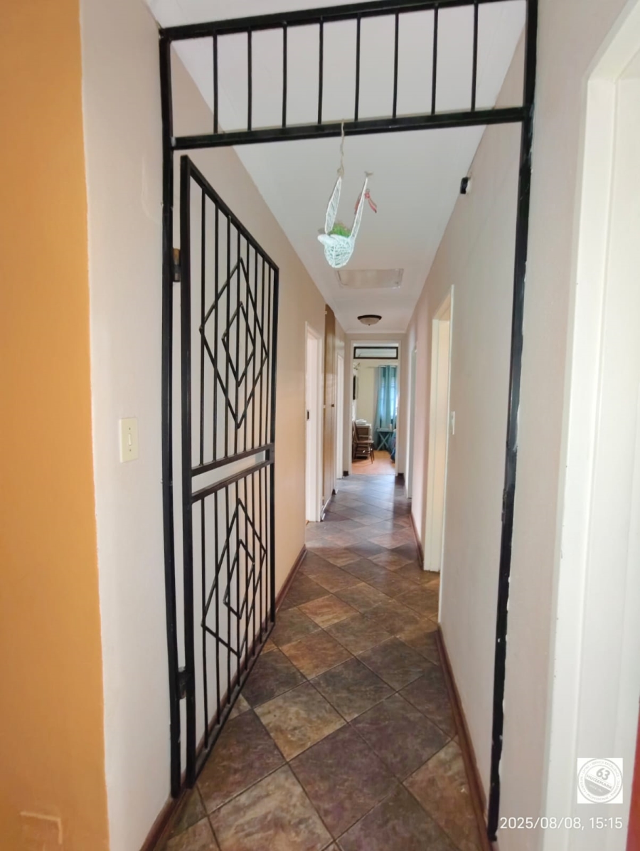 4 Bedroom Property for Sale in Vaalpark Free State